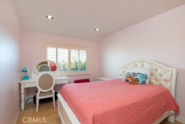 2034 Crestwood Street, Rancho Palos Verdes, California 90275, 4 Bedrooms Bedrooms, ,2 BathroomsBathrooms,Residential,Sold,Crestwood,PV18041500