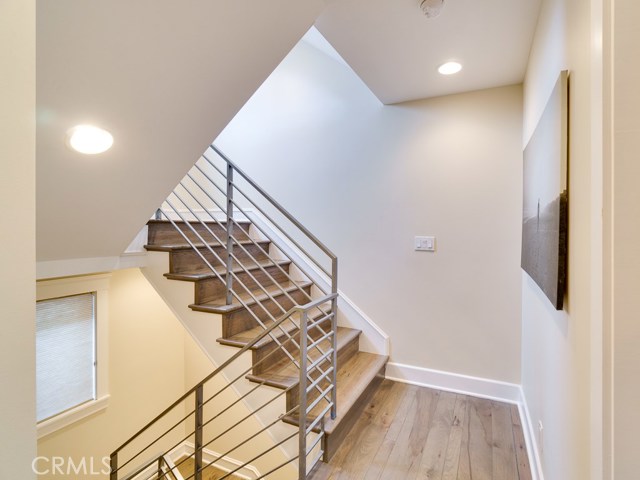 42 15th Street, Hermosa Beach, California 90254, 3 Bedrooms Bedrooms, ,3 BathroomsBathrooms,Residential,Sold,15th,SB18263868