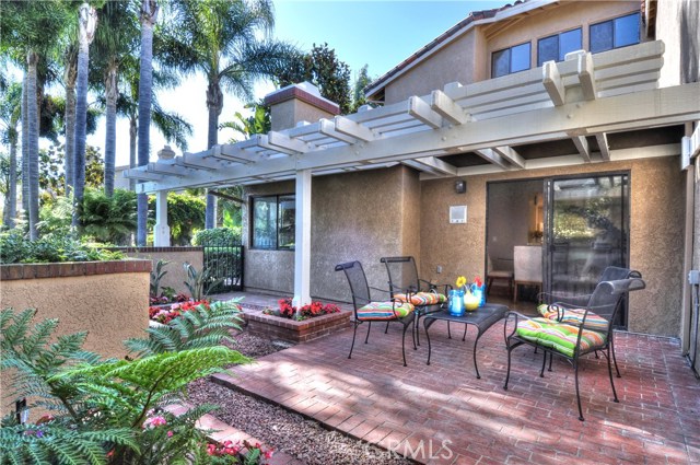 Large corner private patio