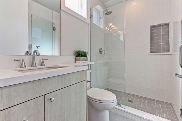 1450 23rd Street, Manhattan Beach, California 90266, 5 Bedrooms Bedrooms, ,2 BathroomsBathrooms,Residential,Sold,23rd,SB17111240