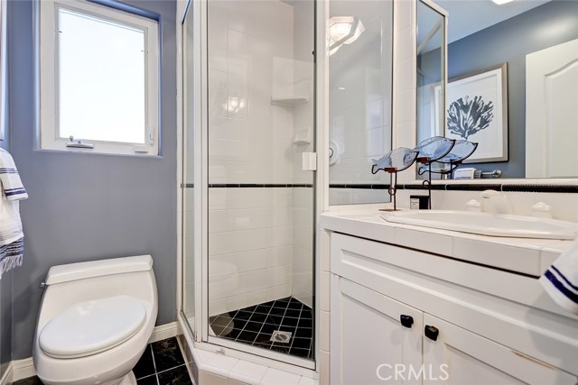 Entry Level Main Floor 3/4 Hallway Bathroom.