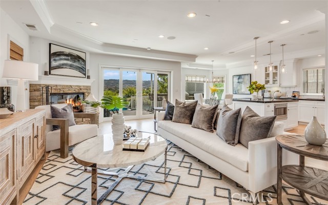 1038 Avenue D, Redondo Beach, California 90277, 5 Bedrooms Bedrooms, ,4 BathroomsBathrooms,Residential,Sold,Avenue D,PV21115047