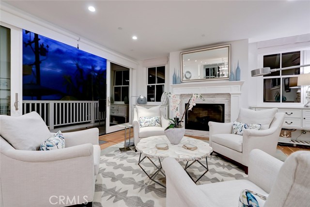 420 31st Street, Manhattan Beach, California 90266, 5 Bedrooms Bedrooms, ,2 BathroomsBathrooms,Residential,Sold,31st,SB20242729