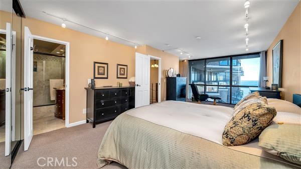 531 Esplanade, Redondo Beach, California 90277, 2 Bedrooms Bedrooms, ,1 BathroomBathrooms,Residential,Sold,Esplanade,SB21010965