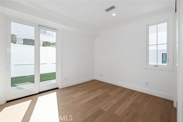 2114 Carnegie Lane, Redondo Beach, California 90278, 5 Bedrooms Bedrooms, ,5 BathroomsBathrooms,Residential,Sold,Carnegie,SB21029728