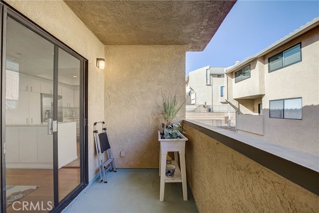 1919 Marshallfield Lane, Redondo Beach, California 90278, 3 Bedrooms Bedrooms, ,3 BathroomsBathrooms,Residential,Sold,Marshallfield,SB20041815
