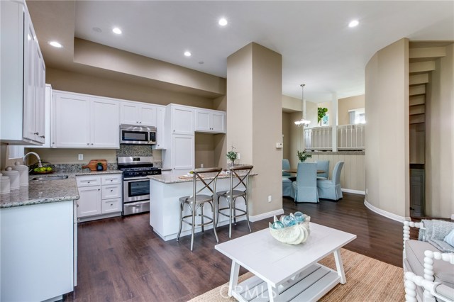 2413 Ives Lane, Redondo Beach, California 90278, 4 Bedrooms Bedrooms, ,2 BathroomsBathrooms,Residential,Sold,Ives,SB19013637