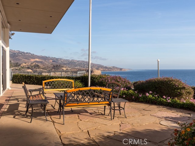 32614 Coastsite Drive, Rancho Palos Verdes, California 90275, 2 Bedrooms Bedrooms, ,2 BathroomsBathrooms,Residential,Sold,Coastsite,PV20231252