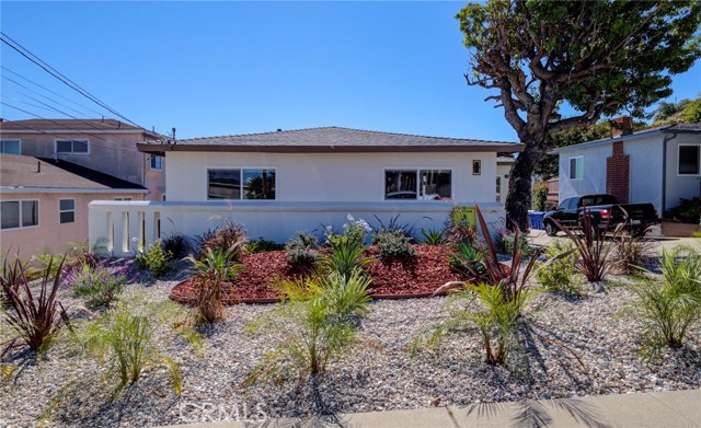 2408 Ives Lane, Redondo Beach, California 90278, 3 Bedrooms Bedrooms, ,2 BathroomsBathrooms,Residential,Sold,Ives,PV18253723 2408 Ives Lane, Redondo Beach, California 90278, 3 Bedrooms Bedrooms, ,2 BathroomsBathrooms,Residential,Sold,Ives,PV18253723