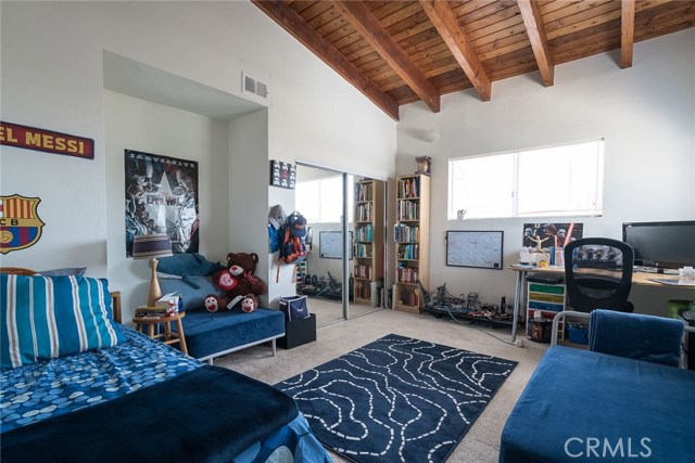 1326 Owosso Avenue, Hermosa Beach, California 90254, 4 Bedrooms Bedrooms, ,3 BathroomsBathrooms,Residential,Sold,Owosso,SB18170594