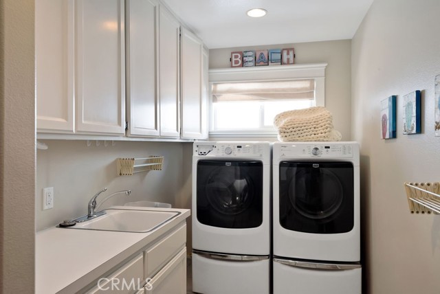 1724 Walnut Avenue, Manhattan Beach, California 90266, 4 Bedrooms Bedrooms, ,3 BathroomsBathrooms,Residential,Sold,Walnut,SB21065266