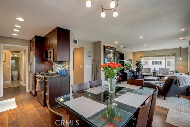 1600 Ardmore Avenue, Hermosa Beach, California 90254, 2 Bedrooms Bedrooms, ,2 BathroomsBathrooms,Residential,Sold,Ardmore,SB21134879