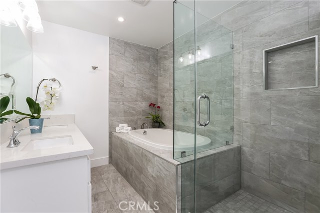 5702 Whitecliff Drive, Rancho Palos Verdes, California 90275, 4 Bedrooms Bedrooms, ,2 BathroomsBathrooms,Residential,Sold,Whitecliff,SB18180855