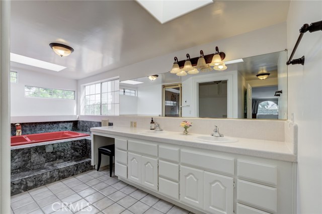 1852 Trudie Drive, Rancho Palos Verdes, California 90275, 3 Bedrooms Bedrooms, ,2 BathroomsBathrooms,Residential,Sold,Trudie,PV20227512
