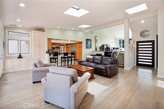 26816 Grayslake Road, Rancho Palos Verdes, California 90275, 4 Bedrooms Bedrooms, ,2 BathroomsBathrooms,Residential,Sold,Grayslake,SB19113687