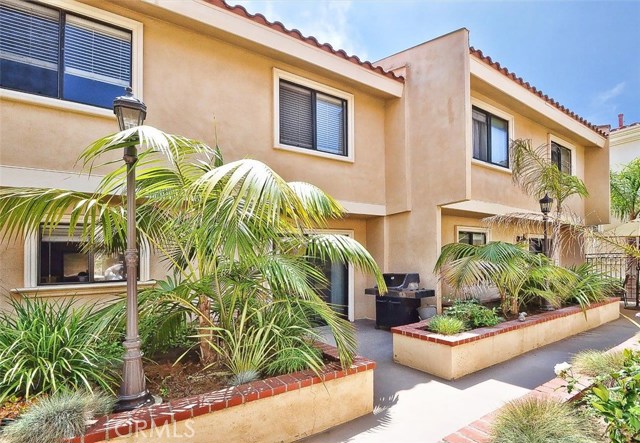 1301 Catalina Avenue, Redondo Beach, California 90277, 3 Bedrooms Bedrooms, ,2 BathroomsBathrooms,Residential,Sold,Catalina,SB17160272