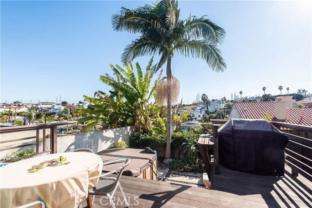 1624 Carlson, Redondo Beach, California 90278, 2 Bedrooms Bedrooms, ,1 BathroomBathrooms,Residential,Sold,Carlson,SB19017799