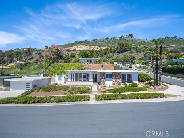 4107 Dauntless Drive, Rancho Palos Verdes, California 90275, 3 Bedrooms Bedrooms, ,2 BathroomsBathrooms,Residential,Sold,Dauntless,SB20077228