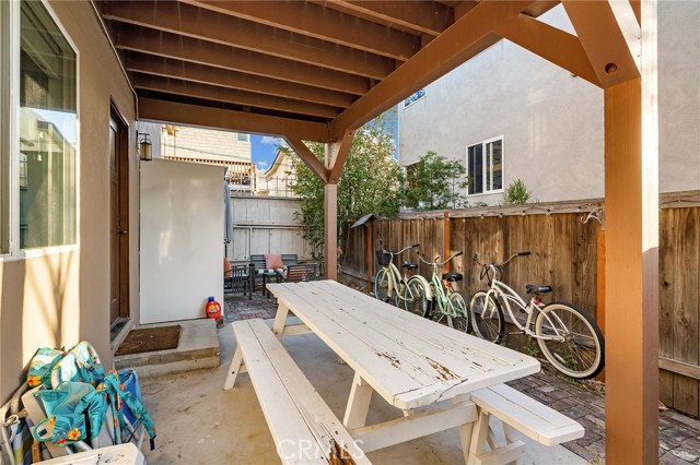 315 Manhattan Avenue, Hermosa Beach, California 90254, 3 Bedrooms Bedrooms, ,2 BathroomsBathrooms,Residential,Sold,Manhattan,SB21091815