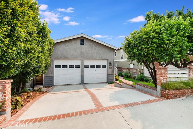 3528 Maple Avenue, Manhattan Beach, California 90266, 3 Bedrooms Bedrooms, ,2 BathroomsBathrooms,Residential,Sold,Maple,SB20187420