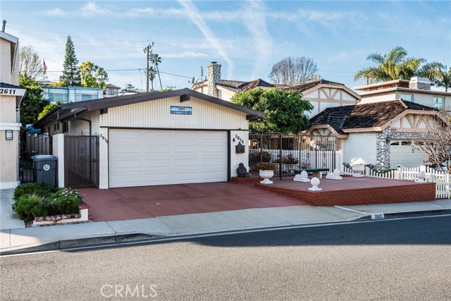 2615 Pacific Avenue, Manhattan Beach, California 90266, 3 Bedrooms Bedrooms, ,2 BathroomsBathrooms,Residential,Sold,Pacific,SB18016684