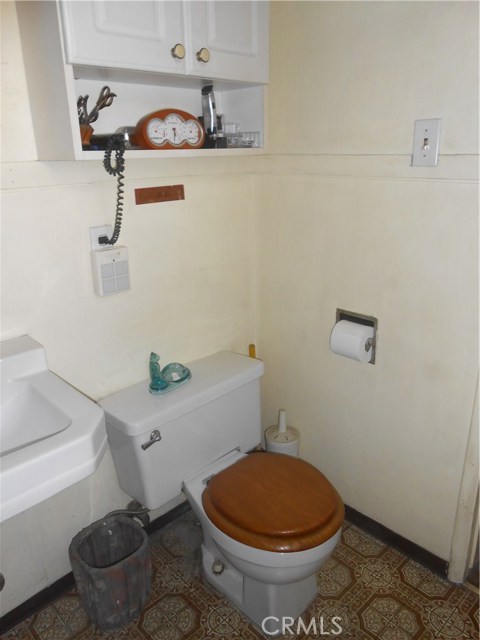  Income Home for Sale in Hawthorne, California