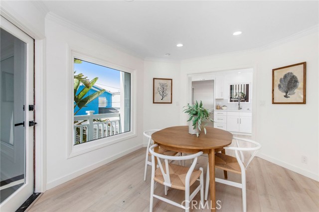 309 20th Place, Manhattan Beach, California 90266, 3 Bedrooms Bedrooms, ,1 BathroomBathrooms,Residential,Sold,20th,SB20217886