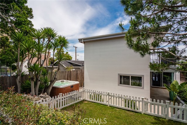 1944 Ardmore Avenue, Manhattan Beach, California 90266, 3 Bedrooms Bedrooms, ,2 BathroomsBathrooms,Residential,Sold,Ardmore,SB20111150