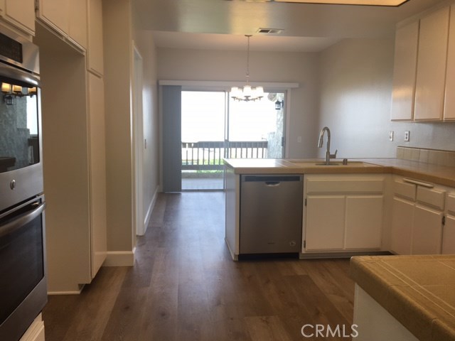 12 Hilltop Circle, Rancho Palos Verdes, California 90275, 2 Bedrooms Bedrooms, ,2 BathroomsBathrooms,Residential,Sold,Hilltop,SB20228255