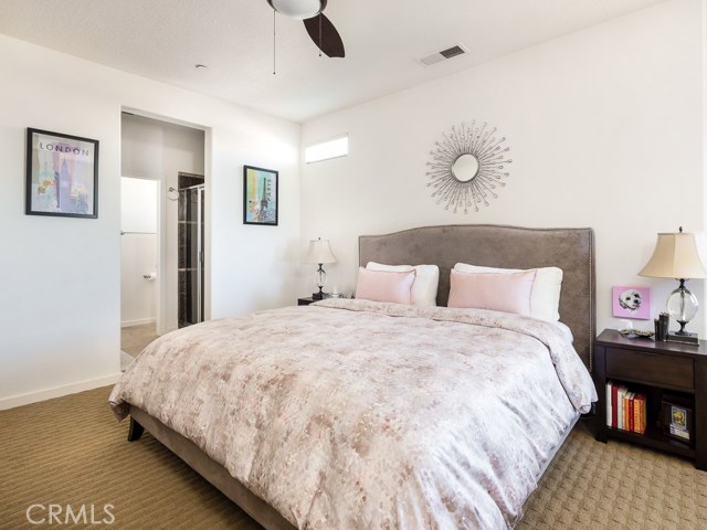 2 Bed Home for Sale in Hawthorne, California
