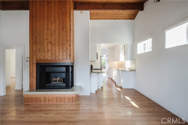 641 27th Street, Manhattan Beach, California 90266, 2 Bedrooms Bedrooms, ,1 BathroomBathrooms,Residential,Sold,27th,SB20174860