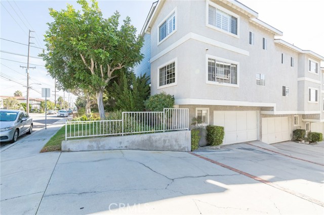 2014 Vanderbilt Lane, Redondo Beach, California 90278, 3 Bedrooms Bedrooms, ,2 BathroomsBathrooms,Residential,Sold,Vanderbilt,SB17264279