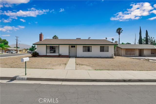 Detail Gallery Image 1 of 1 For 12046 Zinnia St, Moreno Valley,  CA 92557 - 4 Beds | 2 Baths