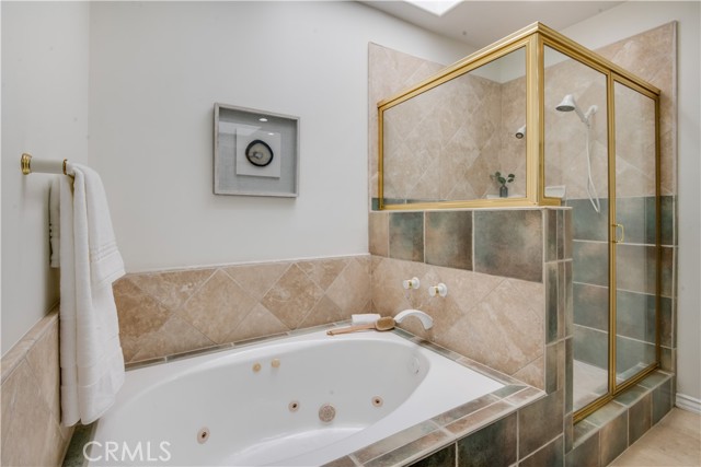 2225 Mathews Avenue, Redondo Beach, California 90278, 3 Bedrooms Bedrooms, ,2 BathroomsBathrooms,Residential,Sold,Mathews,PV21085023
