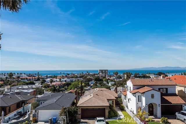 514 Gertruda Avenue, Redondo Beach, California 90277, 4 Bedrooms Bedrooms, ,3 BathroomsBathrooms,Residential,Sold,Gertruda,SB18051896