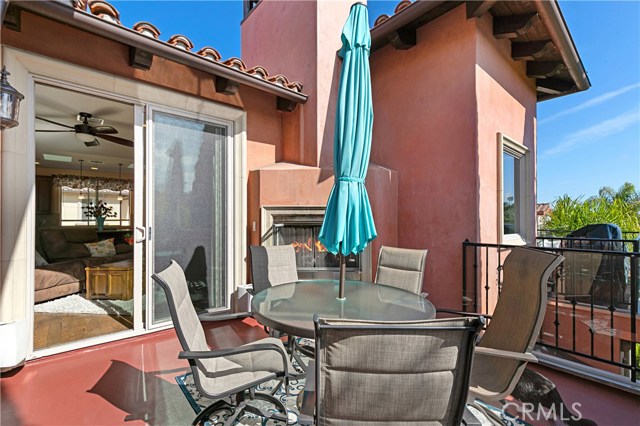 615 Pacific Coast, Redondo Beach, California 90277, 3 Bedrooms Bedrooms, ,3 BathroomsBathrooms,Residential,Sold,Pacific Coast,SB20095502