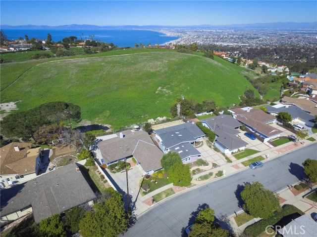 Wide streets and sidewalks add to the neighborhood's appeal.