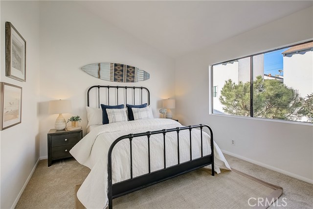 2215 Huntington Lane, Redondo Beach, California 90278, 3 Bedrooms Bedrooms, ,2 BathroomsBathrooms,Residential,Sold,Huntington,PW21010737