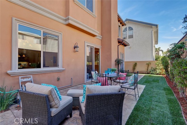 2021 Gates Avenue, Redondo Beach, California 90278, 4 Bedrooms Bedrooms, ,3 BathroomsBathrooms,Residential,Sold,Gates,SB18274238