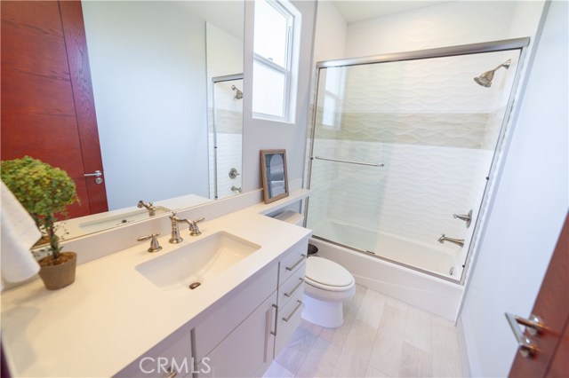 2110 Ernest Avenue, Redondo Beach, California 90278, 4 Bedrooms Bedrooms, ,3 BathroomsBathrooms,Residential,Sold,Ernest,SB18147464