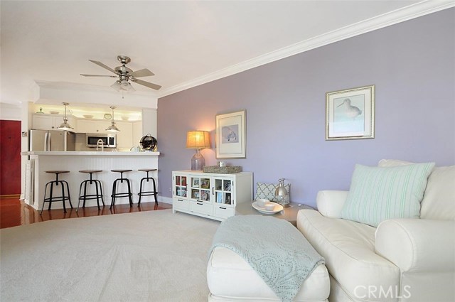 Breakfast Bar and Ceiling Fan