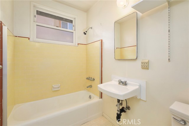 Unit B - Floor Plan