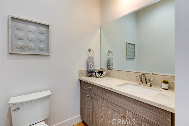 124 Guadalupe Avenue, Redondo Beach, California 90277, 3 Bedrooms Bedrooms, ,2 BathroomsBathrooms,Residential,Sold,Guadalupe,SB19041169