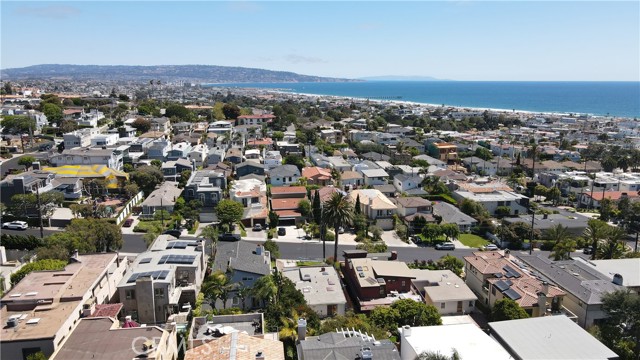 931 Duncan Avenue, Manhattan Beach, California 90266, 3 Bedrooms Bedrooms, ,1 BathroomBathrooms,Residential,Sold,Duncan,SB21139038