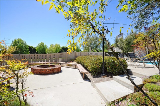 17 Seaview Drive, Rolling Hills Estates, California 90274, 3 Bedrooms Bedrooms, ,2 BathroomsBathrooms,Residential,Sold,Seaview,PV19273512