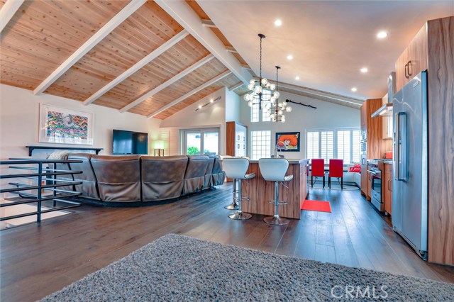 2013 Clark Lane, Redondo Beach, California 90278, 3 Bedrooms Bedrooms, ,2 BathroomsBathrooms,Residential,Sold,Clark,SB20074345