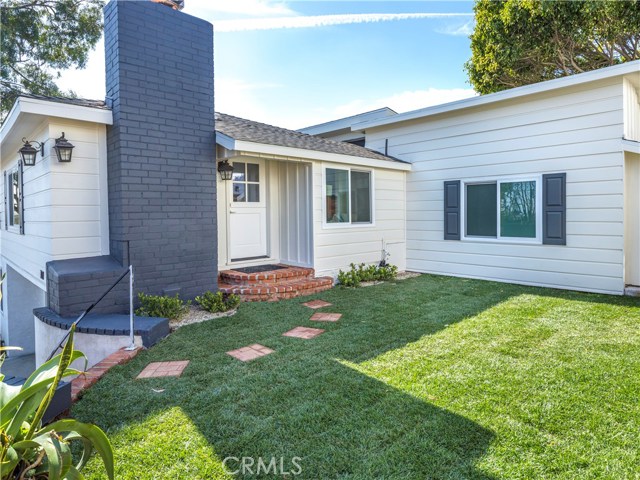 707 Redondo Ave, Manhattan Beach, California 90266, 4 Bedrooms Bedrooms, ,2 BathroomsBathrooms,Residential,Sold,Redondo Ave,SB20032666