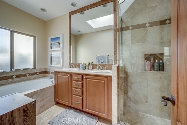 2005 Carnegie Lane, Redondo Beach, California 90278, 4 Bedrooms Bedrooms, ,3 BathroomsBathrooms,Residential,Sold,Carnegie,SB21027206