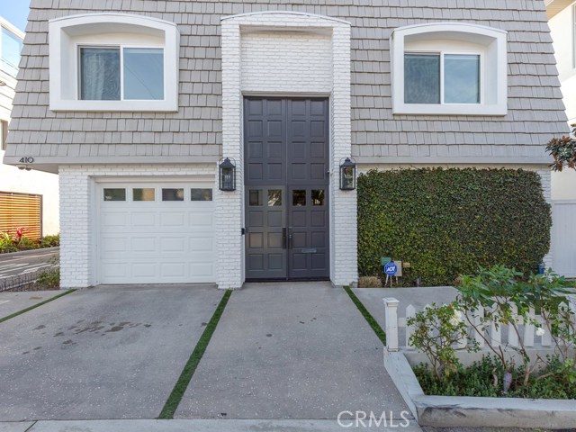 410 31st Street, Manhattan Beach, California 90266, 3 Bedrooms Bedrooms, ,2 BathroomsBathrooms,Residential,Sold,31st,SB20024556