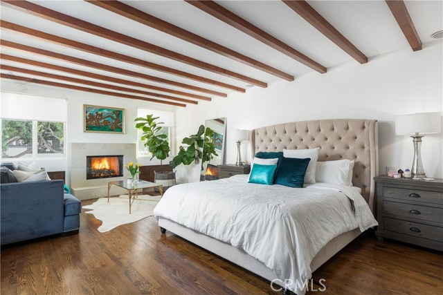 2404 Laurel Avenue, Manhattan Beach, California 90266, 5 Bedrooms Bedrooms, ,4 BathroomsBathrooms,Residential,Sold,Laurel,SB20035806